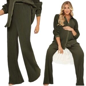 Pretty Little Things Maternity Olive Plisse High Waisted Wide Leg Pants Sz 4 NWT